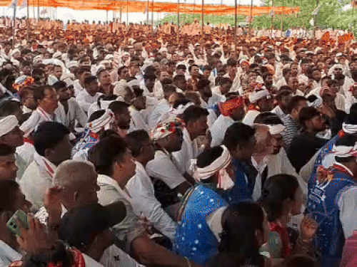 भील प्रदेश की मांग, 4 राज्यों के आदिवासी बांसवाड़ा पहुंचे:रोत बोले-जाति के नाम से राज्य नहीं बन सकता तो हिंदू राष्ट्र की बात क्यों?