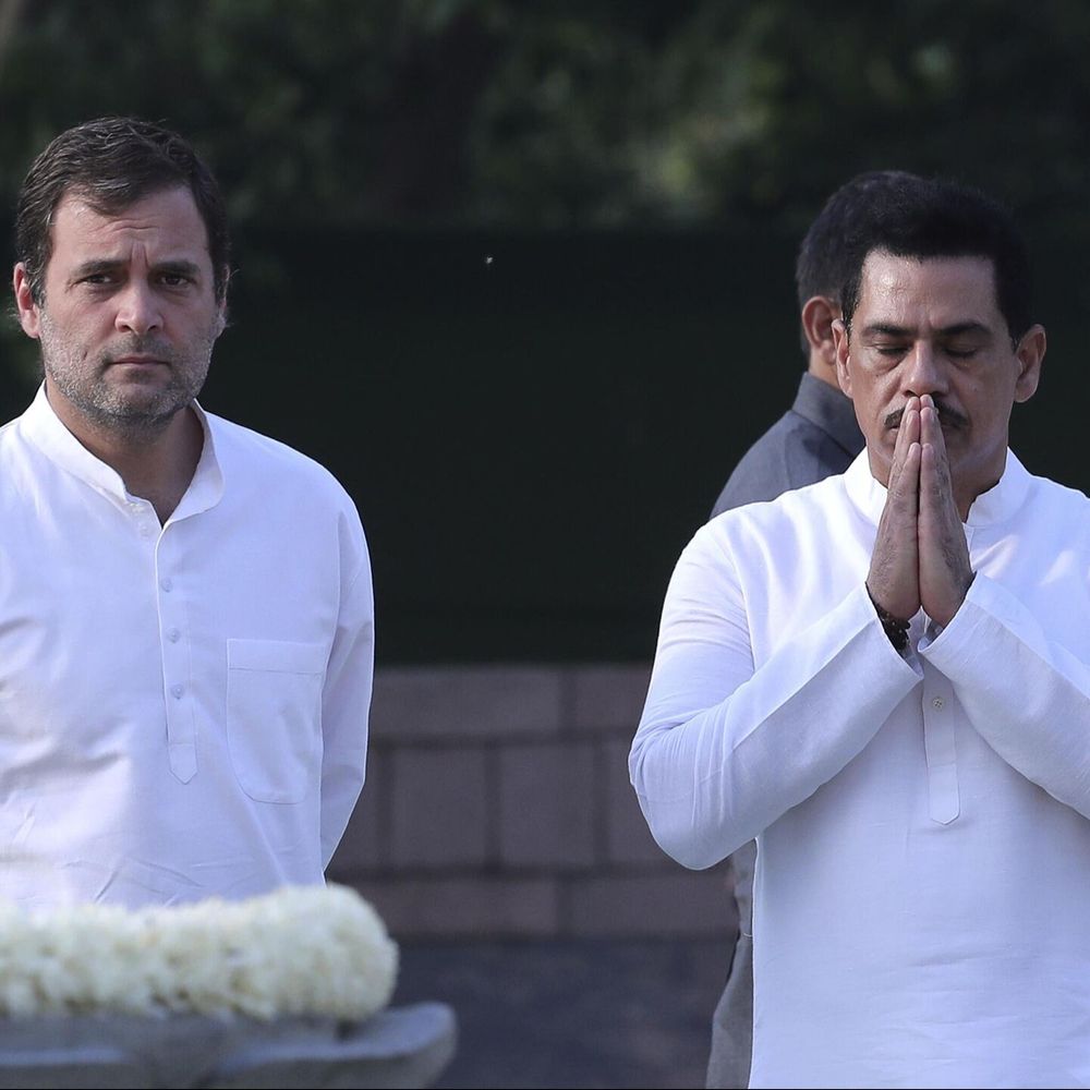राहुल बोले-सरकार जीजाजी को 10 साल से परेशान कर रही:ED ने एक दिन पहले मनी लॉन्ड्रिंग केस में रॉबर्ट वाड्रा के खिलाफ चार्जशीट दायर की थी