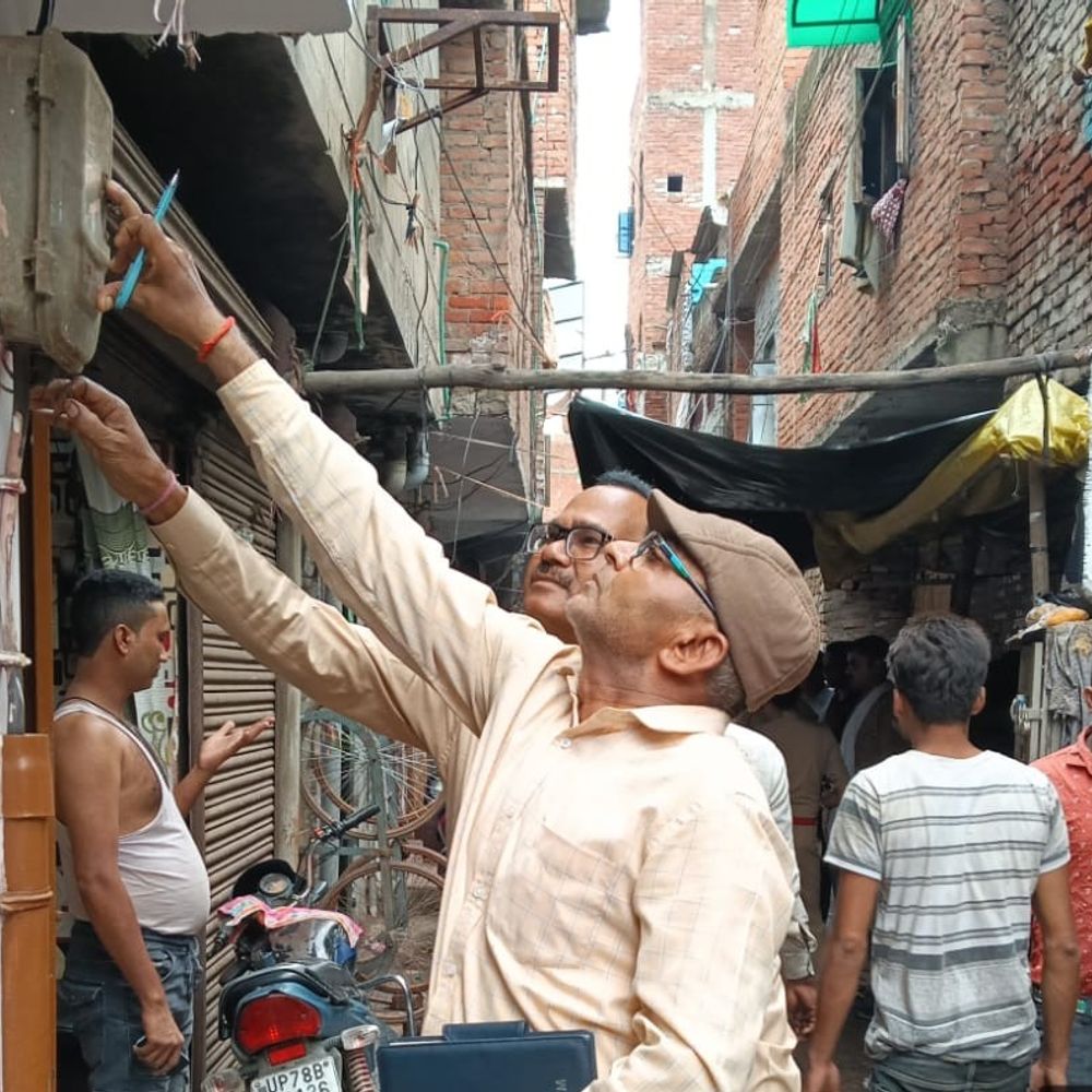 कानपुर में बिजली चोरी पकड़ी गई:7 घरों में मिला अवैध कनेक्शन, सभी के खिलाफ FIR दर्ज