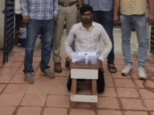 जयपुर में पिस्टल लेकर घूम रहा बदमाश गिरफ्तार:क्राइम करने की फिराक में था, पुलिस ने घेराबंदी कर पकड़ा