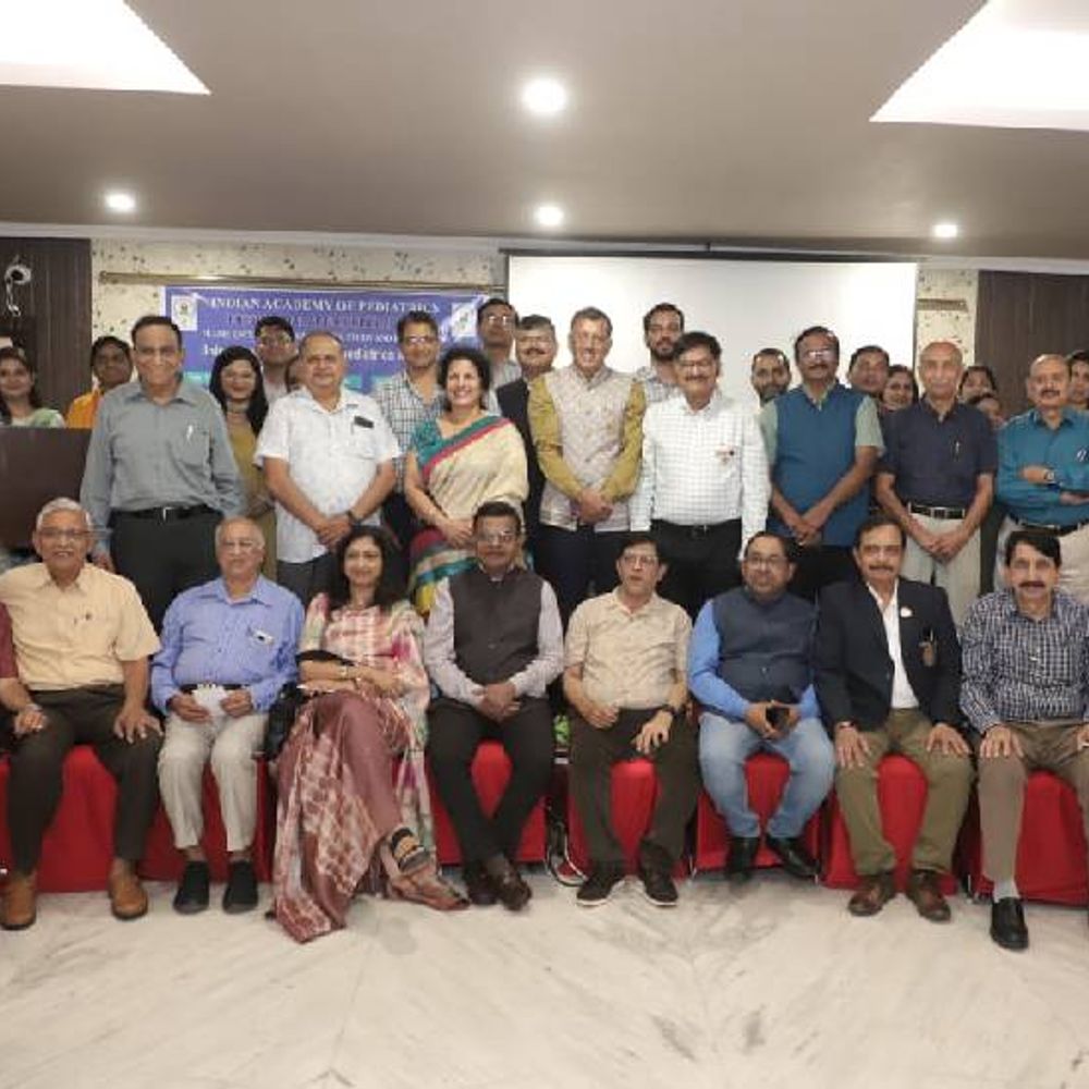 मानसून में 15% बढ़ जाते हैं ब्रेन इंफेक्शन के केस:नेशनल  कांफ्रेंस 'आईडीकॉन' में एक्सपर्टस बोले- बिना पीडियाट्रिशियन, प्रॉब्लम को समझे एंटीबायोटिक्स देना खतरनाक