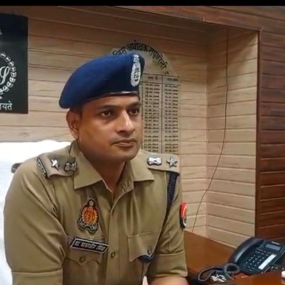 रायबरेली पुलिस में स्थानांतरण:22 पुलिसकर्मियों को नई तैनाती, साइबर क्राइम और यूपी 112 में भी फेरबदल