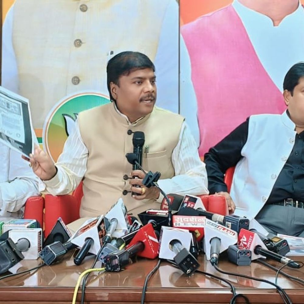 जंगल कटवाने में कांग्रेस का हाथ:दस्तावेज लेकर आए वन मंत्री बोले- मनमोहन सरकार ने हसदेव काटने की मंजूरी दी , बैज ने दिया जवाब