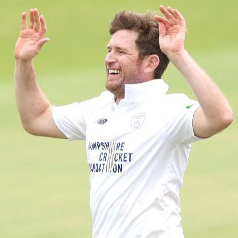 इंग्लैंड से मैनचेस्टर टेस्ट खेलेंगे स्पिनर लियम डॉसन:इंजर्ड शोएब बशीर की जगह मिली; इंग्लैंड की प्लेइंग-11 में और कोई बदलाव नहीं