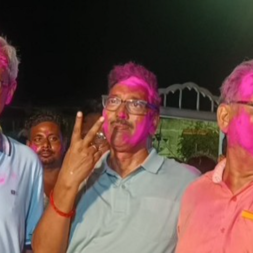 डॉ. अमित भट्टाचार्य बने भट्टा दुर्गाबाड़ी ट्रस्ट कमेटी के अध्यक्ष:पूर्णिया में कड़ी सुरक्षा के बीच हुई वोटिंग, कमिटी से पूर्व राष्ट्रपति प्रणव मुखर्जी भी जुड़े थे
