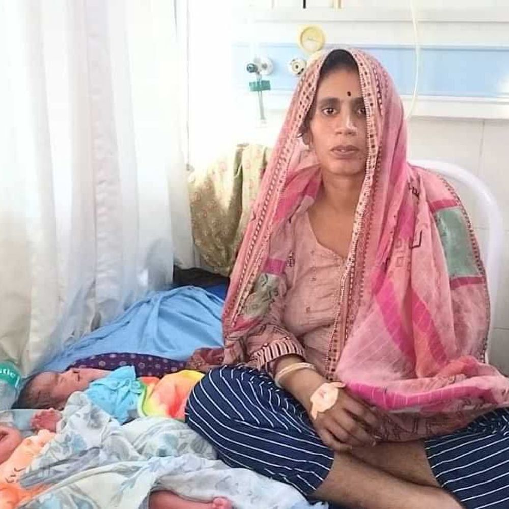 हरियाणा में पाकिस्तानी महिला ने जुड़वा बच्चों को दिया जन्म:टूरिस्ट वीजा पर परिवार संग आई थी, नहीं लौटी; पति बोला- पंडित हैं, नहीं जाएंगे