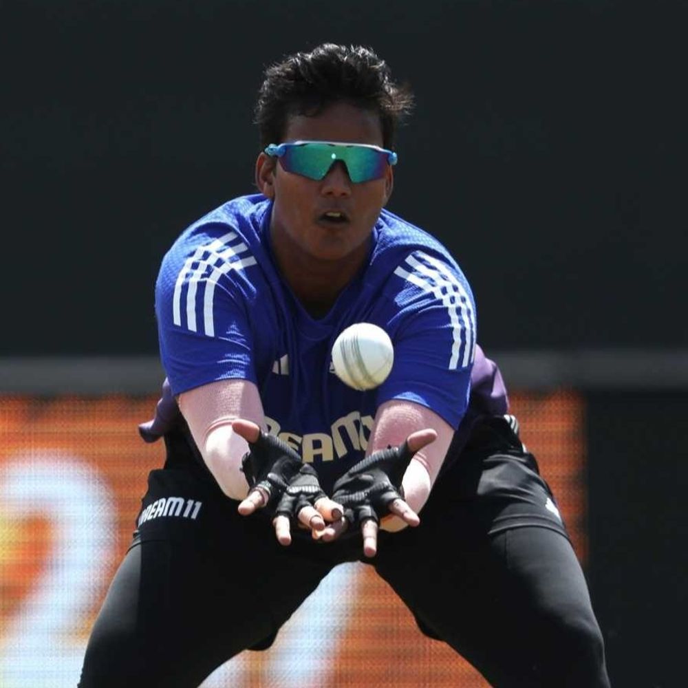 विमेंस ODI रैंकिंग- दीप्ति शर्मा को 10 स्थान का फायदा:स्मृति मंधाना टॉप पर कायम; बॉलर्स में इंग्लैंड की सोफी एक्लेस्टन नंबर-1