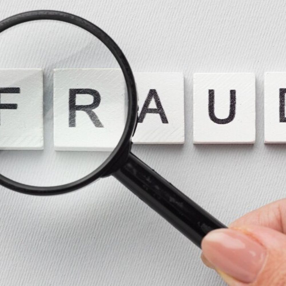 उन्नाव में जमीन दिलाने का झांसा:मर्चेंट नेवी कैप्टन से 20 लाख रुपए ठगे, आरोपी ने दी जान से मारने की धमकी