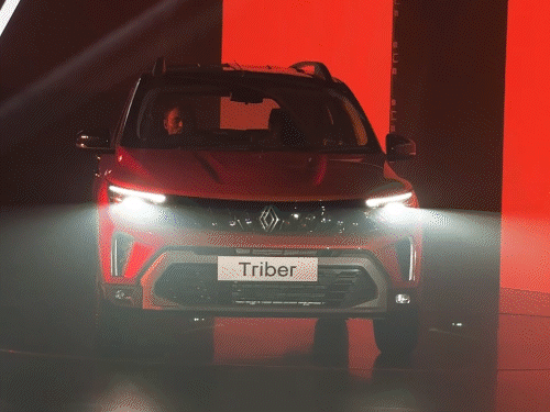 भारत की सबसे सस्ती 7 सीटर MPV रेनो ट्राइबर लॉन्च:फेसलिफ्ट वर्जन में 21 एडवांस सेफ्टी फीचर्स स्टैंडर्ड मिलेंगे, शुरुआती कीमत ₹6.29 लाख