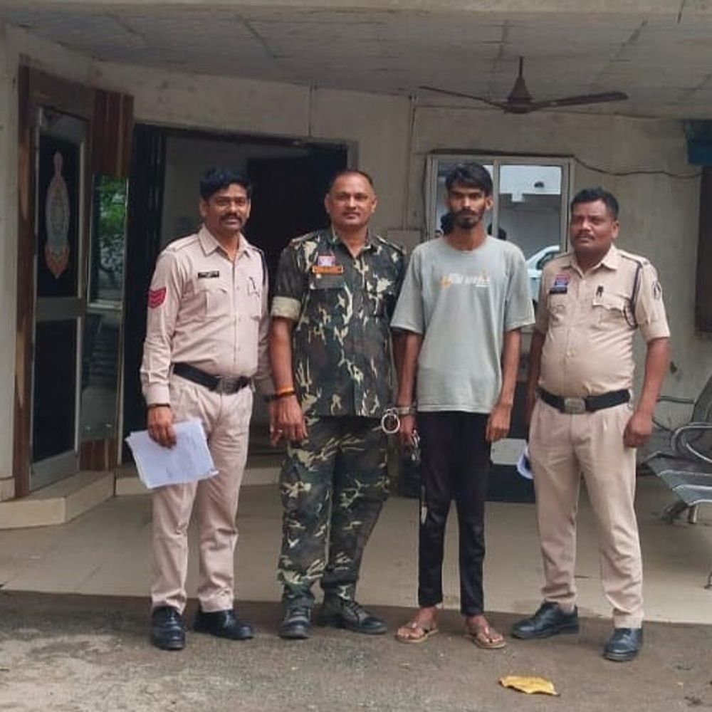 युवती के इंस्टाग्राम प्रोफाइल पर अश्लील कमेंट किया:कांकेर में आरोपी युवक गिरफ्तार, मोबाइल फोन भी किया जब्त