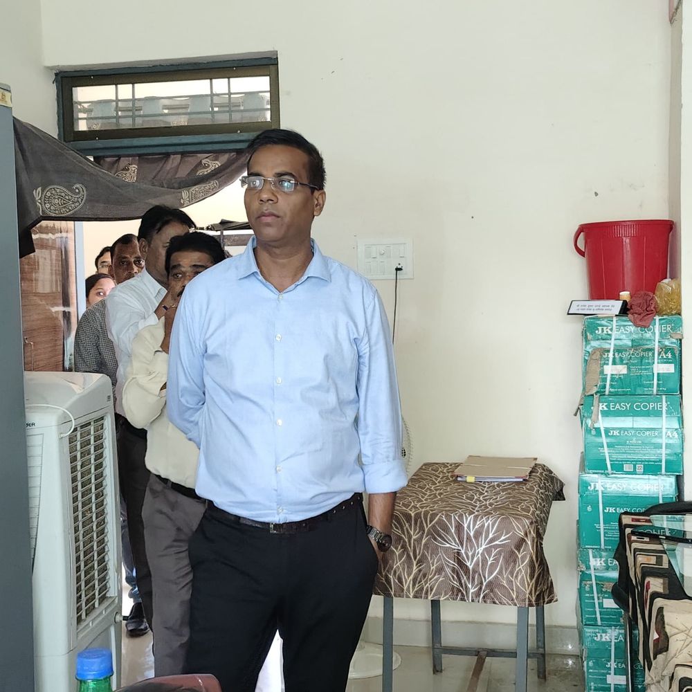 सारंगढ़ कलेक्टर ने 55 अधिकारी-कर्मचारी को जारी किया नोटिस:इंस्पेक्शन के दौरान सभी थे नदारद, बोले- जवाब मिलने के बाद होगी कार्रवाई
