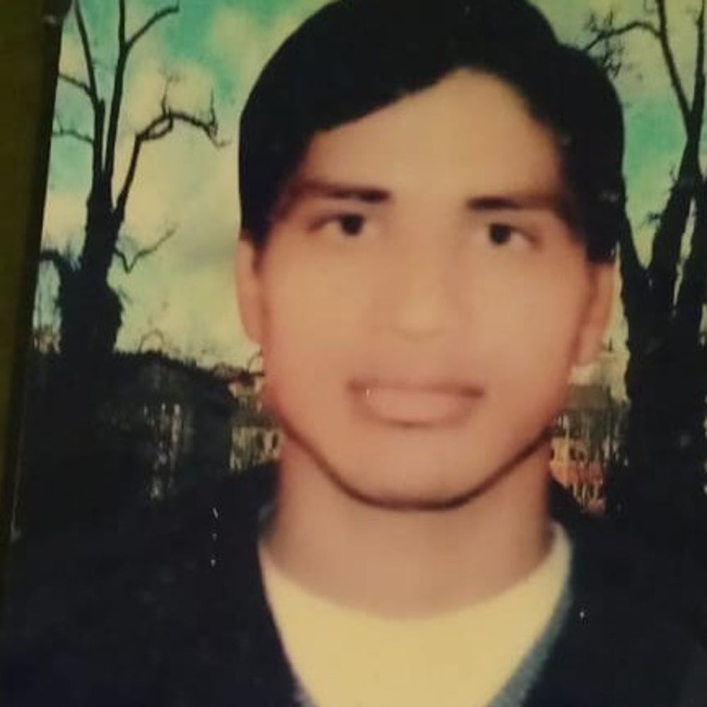 मथुरा: पति-पत्नी के झगड़े के बाद:30 वर्षीय इलेक्ट्रिशियन ने लगाई फांसी, चार बच्चों के पिता की मौत