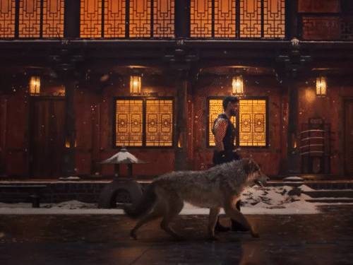 'वॉर 2' का ट्रेलर रिलीज:ऋतिक और जूनियर NTR ने भगवद गीता का श्लोक बोला, एक्शन करती नजर आईं कियारा की स्क्रीन प्रेजेंस कम रही