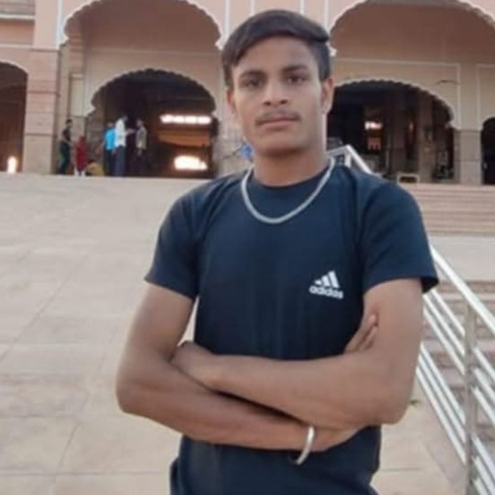 ससुराल से लौटे युवक ने लगाई फांसी:घर में फंदे से लटकता मिला शव, दिल्ली में करता था मजदूरी, FIR