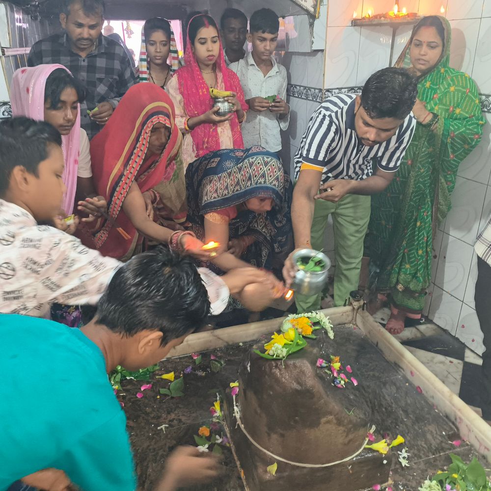 सावन के तीसरे सोमवार पर बैजनाथ धाम में उमड़े भक्त:दूर- दूर से आए श्रद्धालुओं ने किया जलाभिषेक