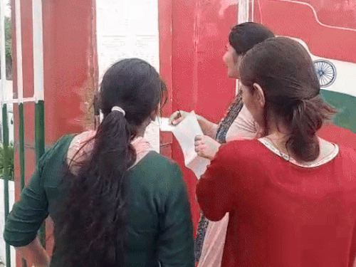 हरियाणा में HTET एग्जाम के लिए एंट्री शुरू:1.20 लाख परीक्षार्थियों के लिए 399 परीक्षा केंद्र बनाए गए, 3 बजे शुरू होगा एग्जाम