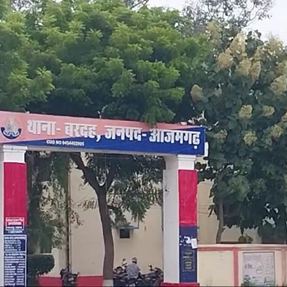 विवाहिता ने फंदे से लटक कर दी जान:दूसरे के खेत में रोपाई करने गई पत्नी की पति ने की थी जमकर पिटाई