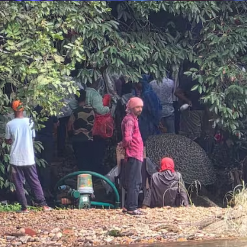 कर्नाटक का धर्मस्थल मंदिर केस, छठी कब्र से हड्डियां बरामद:फोरेंसिक जांच के लिए भेजी जाएंगी; महिलाओं से रेप-हत्या के आरोप में SIT जांच कर रही