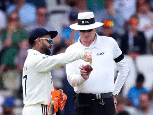 भारत को लॉर्ड्स में 30 ओवर पुरानी बॉल दी:रिपोर्ट में दावा; अंपायरों ने टीम से कहा- स्टॉक में 10 ओवर पुरानी गेंद नहीं