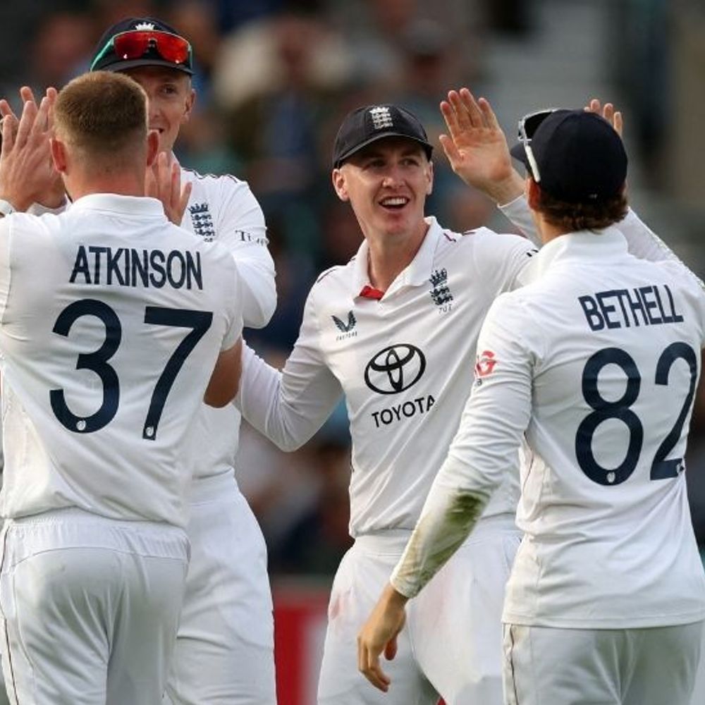 IND-ENG टेस्ट-जीवनदान की अगली बॉल पर कैच हुए जुरेल:19 रन बनाकर पवेलियन लौटे, एटकिंसन को दूसरा विकेट; भारत 199/6