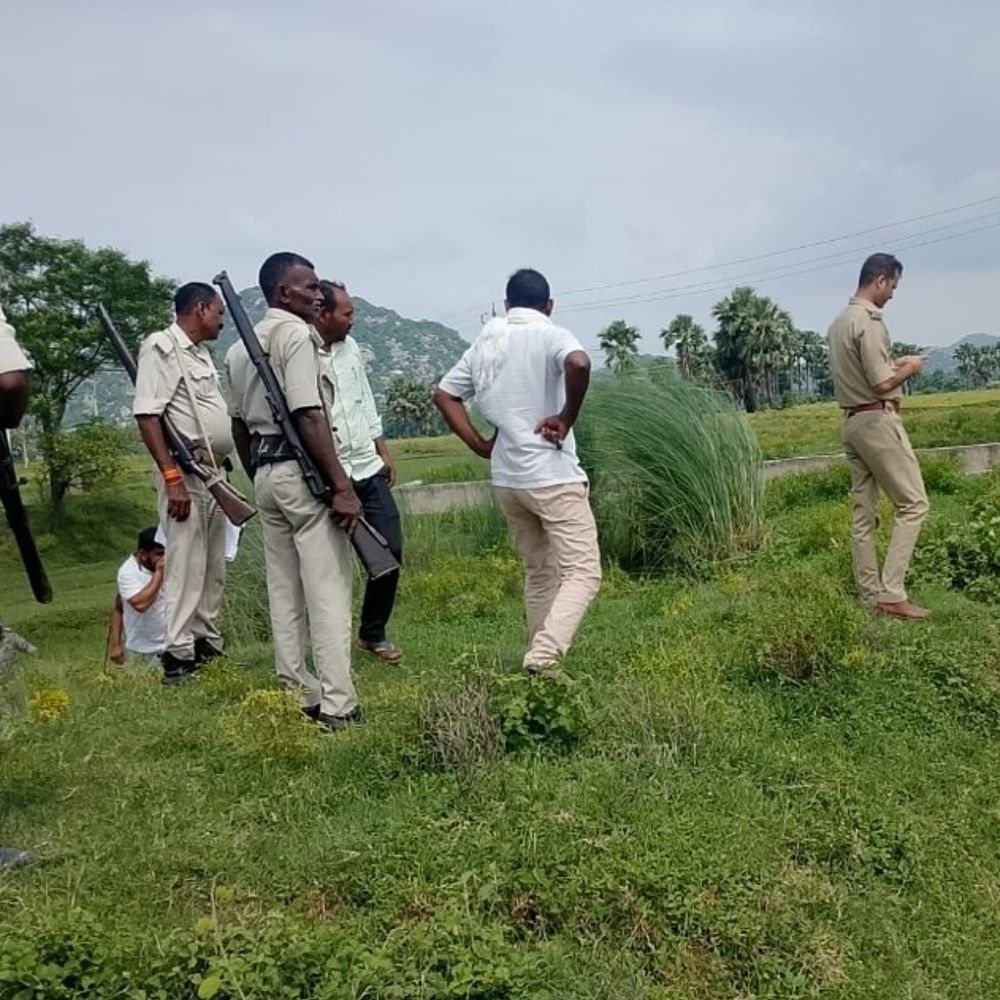 औरंगाबाद में तालाब में उपलाती मिली लाश:3 दिन पुराना लग रहा शव, 4 महीने पहले इसी जगह मिली थी सिर कटी डेड बॉडी