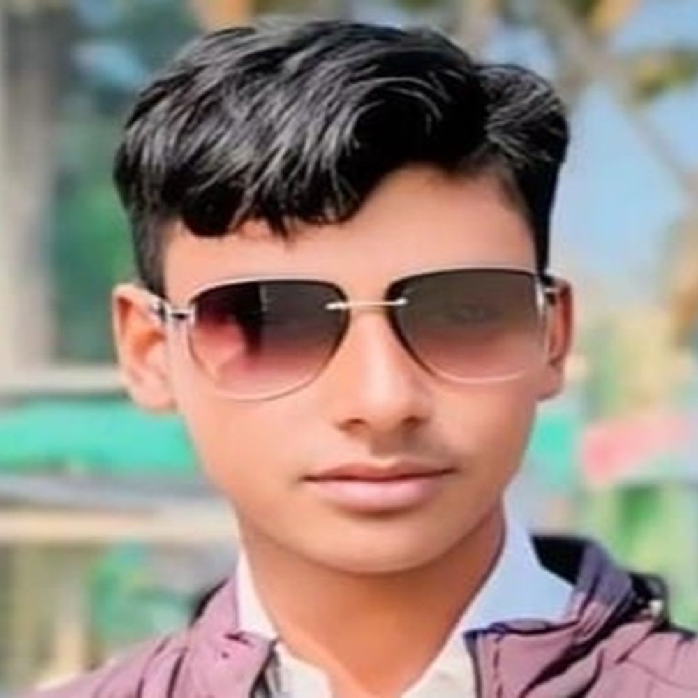 ट्रक और स्कूटी की टक्कर में छात्र की मौत:दोस्त के साथ कंप्यूटर क्लास जा रहा था, हादसे में दूसरा युवक गंभीर रूप से घायल