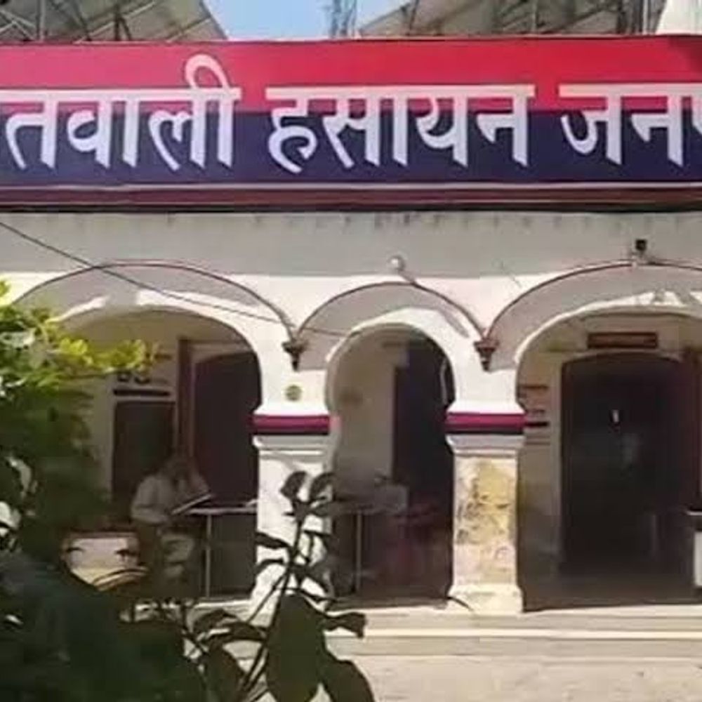 हाथरस में करंट से बच्ची की मौत:घर में खेलते समय कूलर में आ रहे करंट की चपेट में आई, मौके पर दम तोड़ा