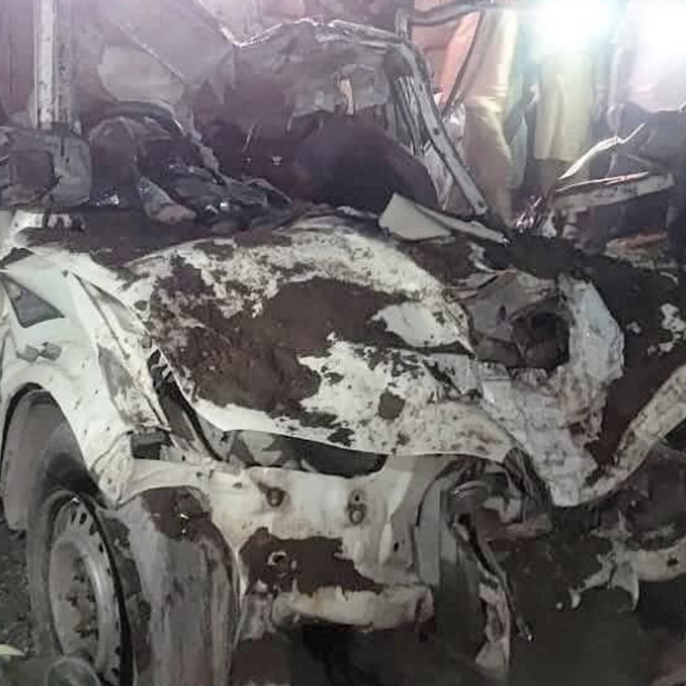 जम्मू-कश्मीर के रियासी में लैंडस्लाइड:SDM और बेटे की मौके पर मौत, पत्नी समेत 3 घायल; परिवार के साथ पैतृक गांव जा रहे थे