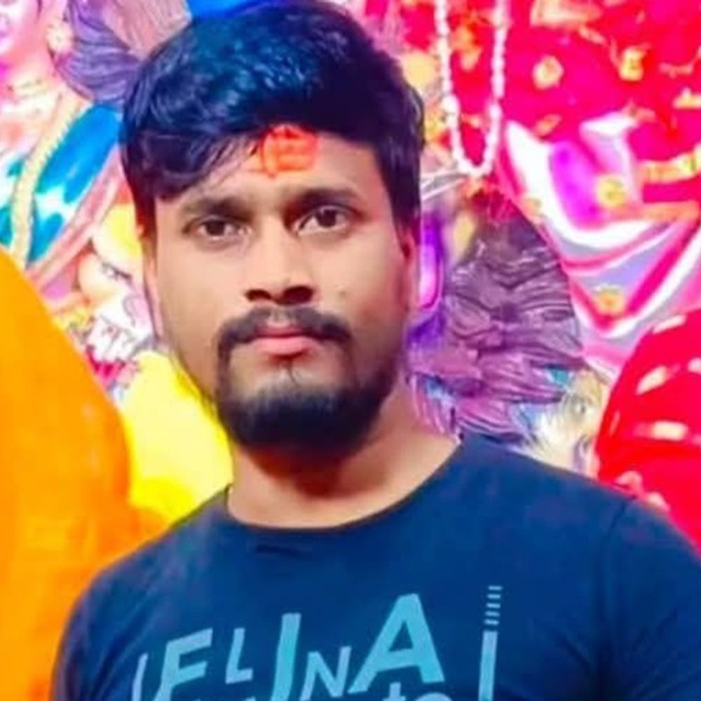 दरभंगा में करंट और आकाशीय बिजली से मौत:तीसरा गंभीर रूप से झुलसा, खेत में धान की रोपई करते वक्त हादसा