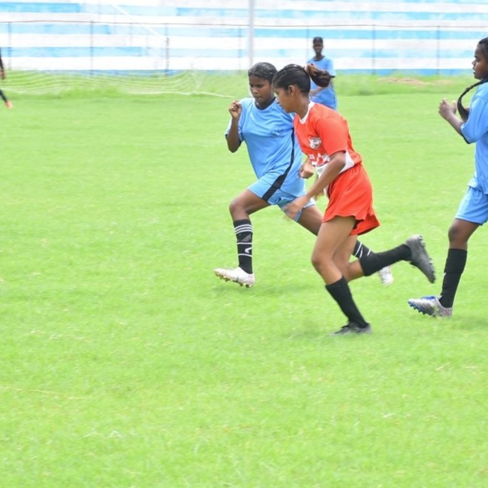 बेगूसराय में राज्यस्तरीय फुटबॉल टूर्नामेंट शुरू:पहले दिन जमुई, पटना, पश्चिम चंपारण और सारण की टीम जीती, 9 अगस्त तक होगा मुकाबला