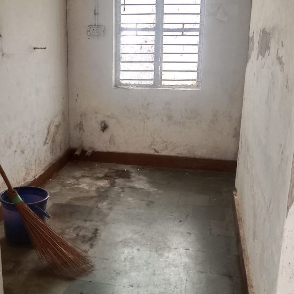 नर्मदापुरम में स्वास्थ्य विभाग के डीटीसी केंद्र से जनरेटर गायब:चोरी होने की आशंका; वैक्सीन स्टोर का था जनरेटर, सीएमएचओ करवा रहे जांच