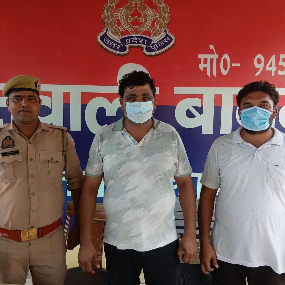 हापुड़ में युवक को पीटने वाले गिरफ्तार:पुलिस ने वीडियो के आधार पर की पहचान, अन्य की तलाश जारी