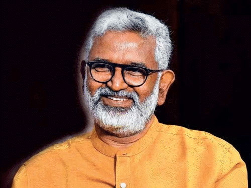 आशुतोष गोवारिकर पर भड़के 'द गोट लाइफ' के डायरेक्टर ब्लेसी:बोले-फिल्म की तारीफ कर तकनीकी आधार पर कैसे खारिज कर सकते हैं? ये डबल स्टैंडर्ड