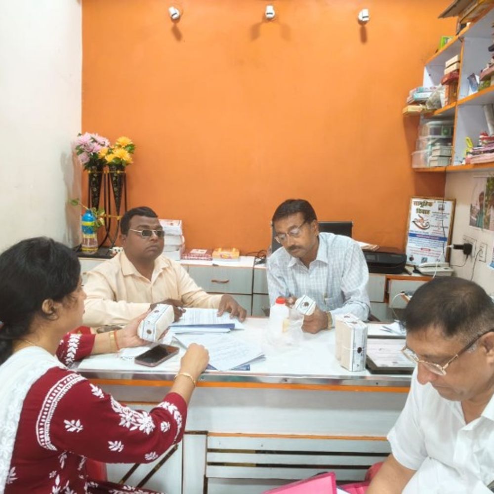 रक्षाबंधन से पहले मिठाई-नमकीन की जांच:लखनऊ में मिठाई और खाद्य पदार्थों के 53 नमूने भेजे गए लैब