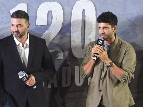 रांझणा के AI एंडिंग विवाद पर फरहान अख्तर बोले:'अगर क्रिएटर को बदलाव अच्छा नहीं लगा, तो मैं उन्हीं के साथ हूं'