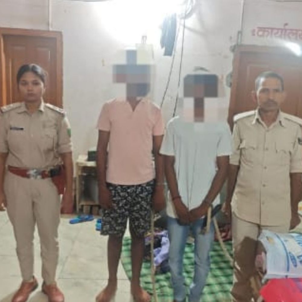 अररिया में थाना से भागे 2 आरोपी दोबारा गिरफ्तार:ड्यूटी में लापरवाही बरतने वाले 2 पुलिसकर्मी तत्काल प्रभाव से सस्पेंड