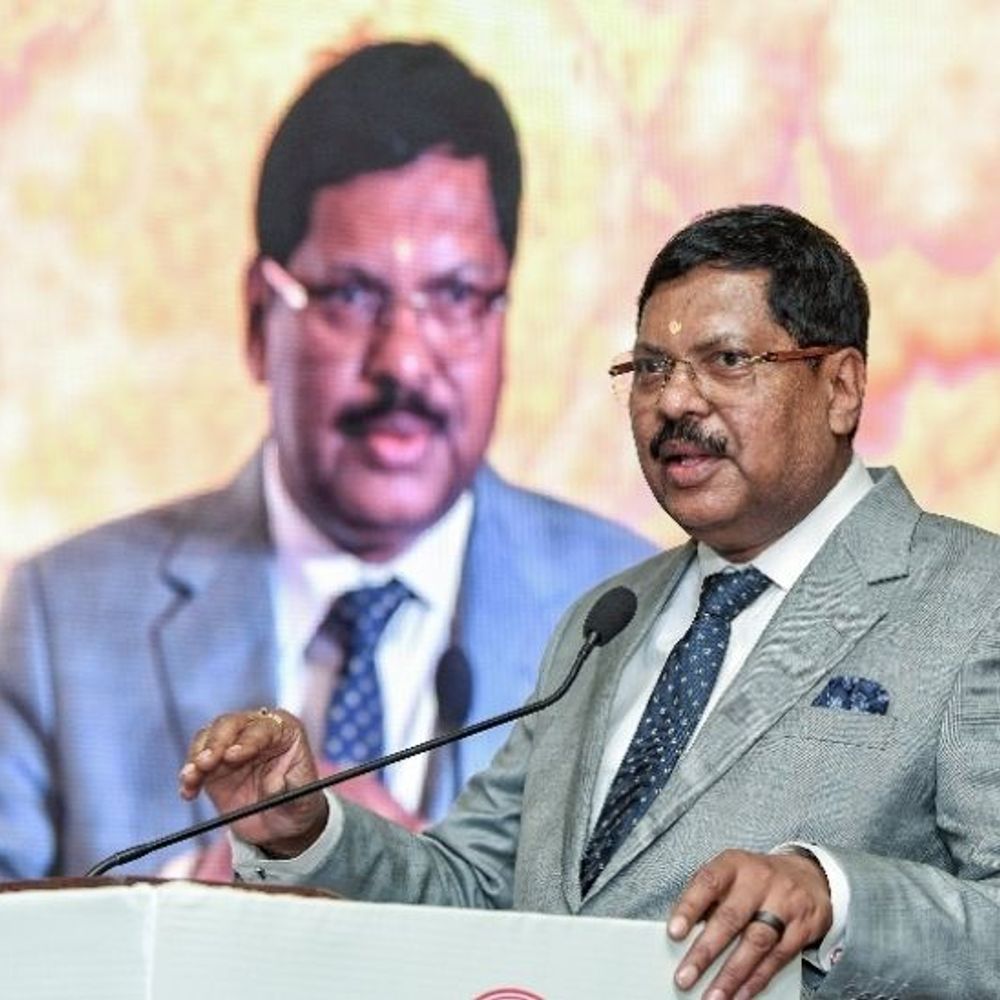 CJI बोले-11 अगस्त से मेरी अदालत में अर्जेंट सुनवाई नहीं:सीनियर वकीलों को मनाही; जूनियर वकील अर्जी दाखिल कर सकते हैं
