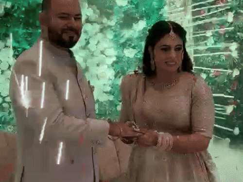 हिसार की इंटरनेशनल रेसलर पूजा की बिजनेसमैन से सगाई:ओलिंपिक गोल्ड मेडलिस्ट को हरा चुकीं; 'दंगल' में बबीता फोगाट का रोल ठुकराया