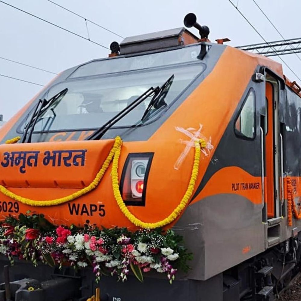 सीतामढ़ी को अमृत भारत ट्रेन की सौगात:अमित शाह दिखाएंगे हरी झंडी, दोपहर 2:30 बजे दिल्ली के लिए निकलेगी