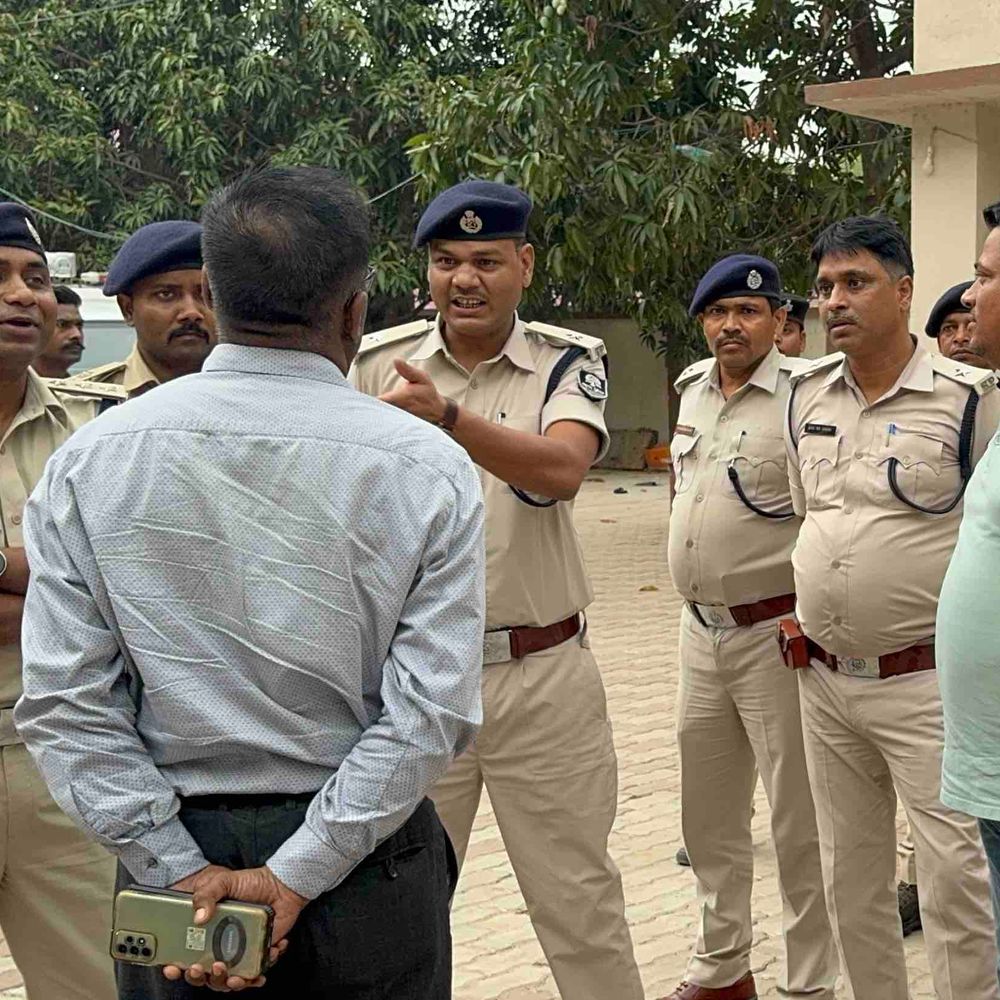 चालीस लाख की धोखाधड़ी में मड़रा पैक्स अध्यक्ष गिरफ्तार:पटना के राजीव नगर से पुलिस ने किया अरेस्ट, मुख्य आरोपी अभी भी फरार
