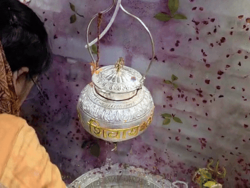 पहला मंदिर जहां चौबीसों घंटे शिवलिंग पर बहेगी गंगा धारा:कुरुक्षेत्र संगमेश्वर में 4000 लीटर के टैंक की एप से निगरानी, हरिद्वार से आएगा गंगाजल