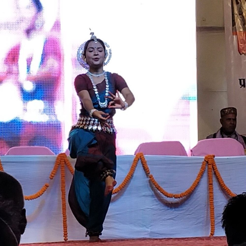 गंगेश्वर स्थान में दो दिवसीय राजकीय श्रावणी मेला महोत्सव सम्पन्न:मिथिलांचल के कलाकारों ने दी शानदार प्रस्तुतियां, मैथिली लोकगीत भी प्रस्तुत किया