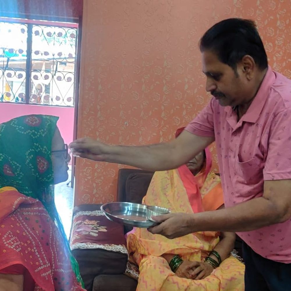 चंदा देवी ने पूरी की सात दिवसीय कठोर तपस्या:जल पर रहकर किया उपवास, समाज ने किया सम्मान