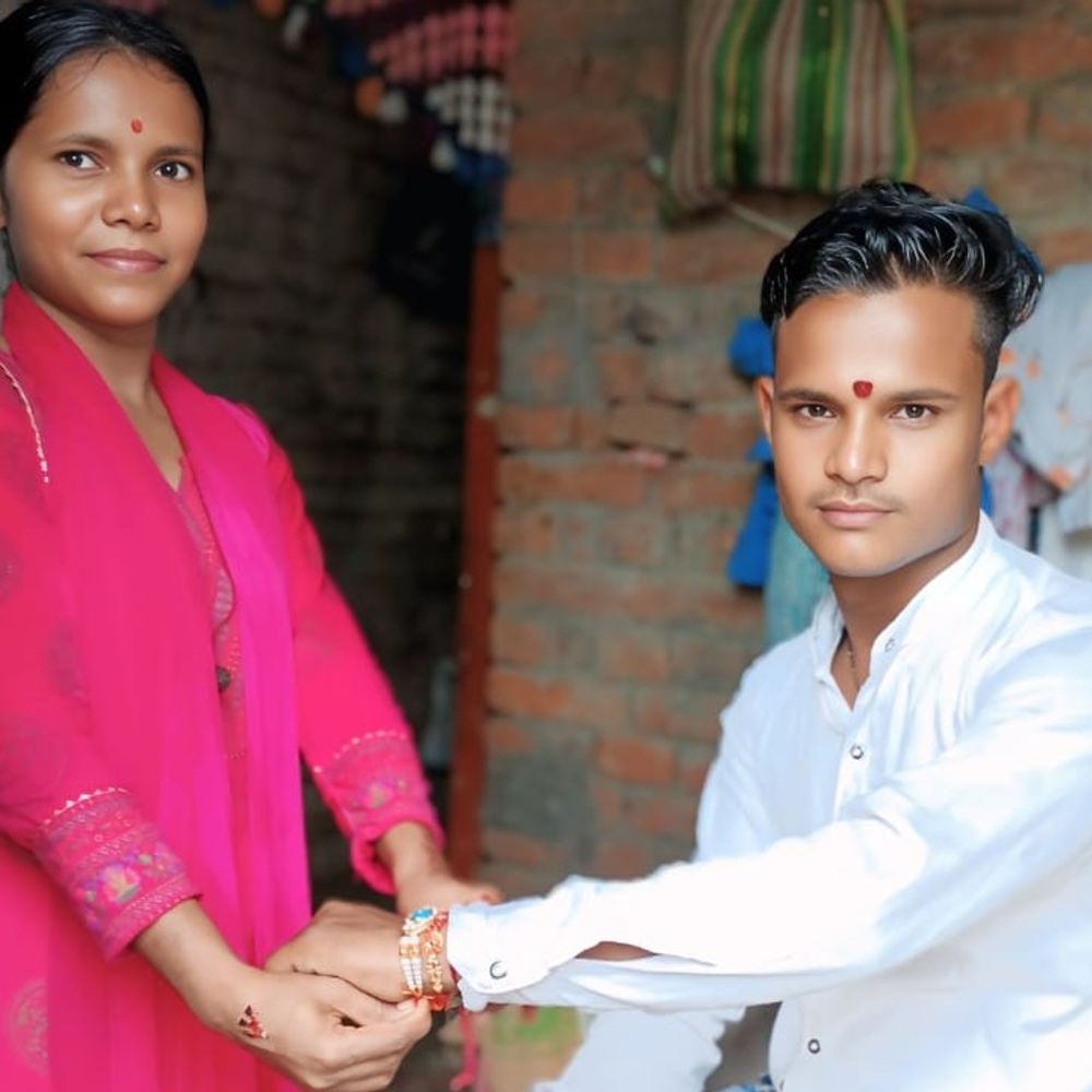 भाई-बहन के अटूट प्यार का पर्व:शिवहर में सर्वार्थ सिद्धि योग के शुभ संयोग में मनाया जा रहा रक्षाबंधन का त्योहार