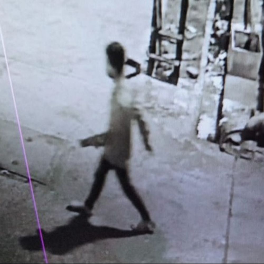 यूपी की बड़ी खबरें-:आगरा में इलाज कराने आया आरोपी हथकड़ी खोलकर भागा, दो जेल वार्डन सोते रहे-FIR