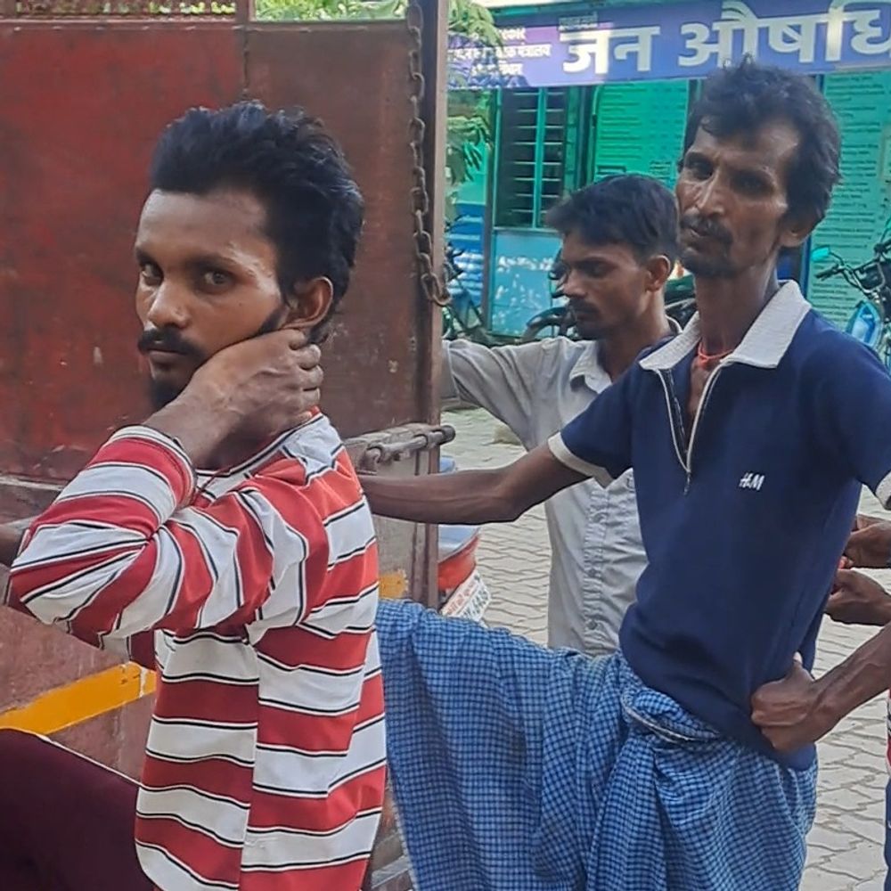 नहर में डूबने से युवक की मौत:गोपालगंज में नहाते समय गहरे पानी में गया, गोताखोरों ने निकाला शव