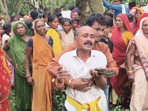 समस्तीपुर में छात्रा के सिर में गोली मारकर हत्या:घर से ट्यूशन पढ़ने के लिए निकली थी; मौके से खोखा और चाकू बरामद