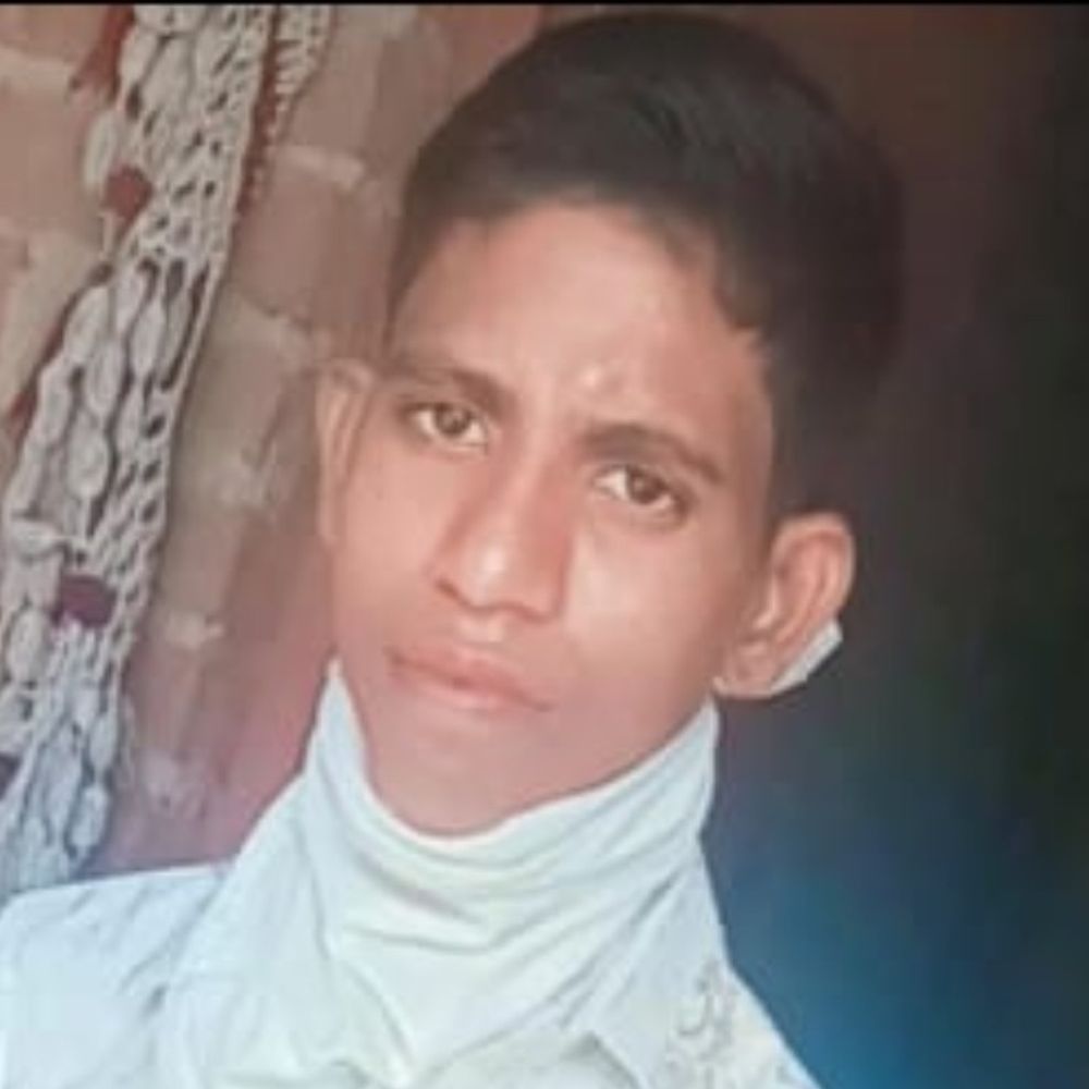 हाथरस में तालाब में डूबने से किशोर की मौत:मवेशी को लेकर गया था नहलाने, पैर फिसलने से हुआ हादसा