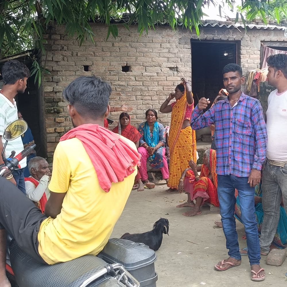 बेतिया में पत्नी की हत्या कर शव किया गायब:पिता बोले-भाभी से दामाद का था अफेयर; विरोध करने पर मार डाला, 8 लोगों पर FIR दर्ज