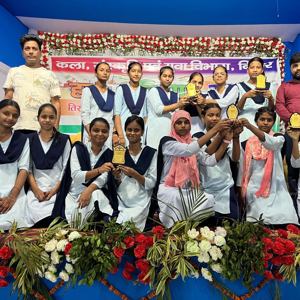 अररिया में हर घर तिरंगा अभियान:टाउन हॉल में तिरंगा राखी और रंगोली प्रतियोगिता, छात्रों की क्रिएटिविटी देख लोग हुए प्रभावित